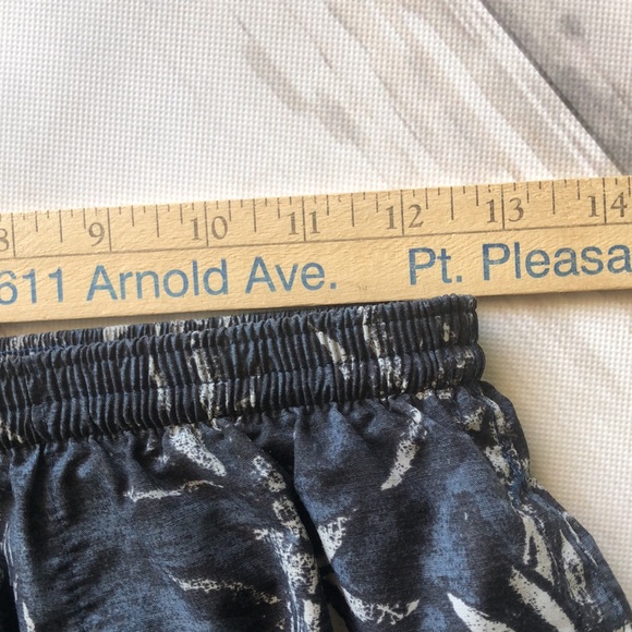 PATAGONIA MENS SMALL SWIM TRUNKS - Picture 7 of 10